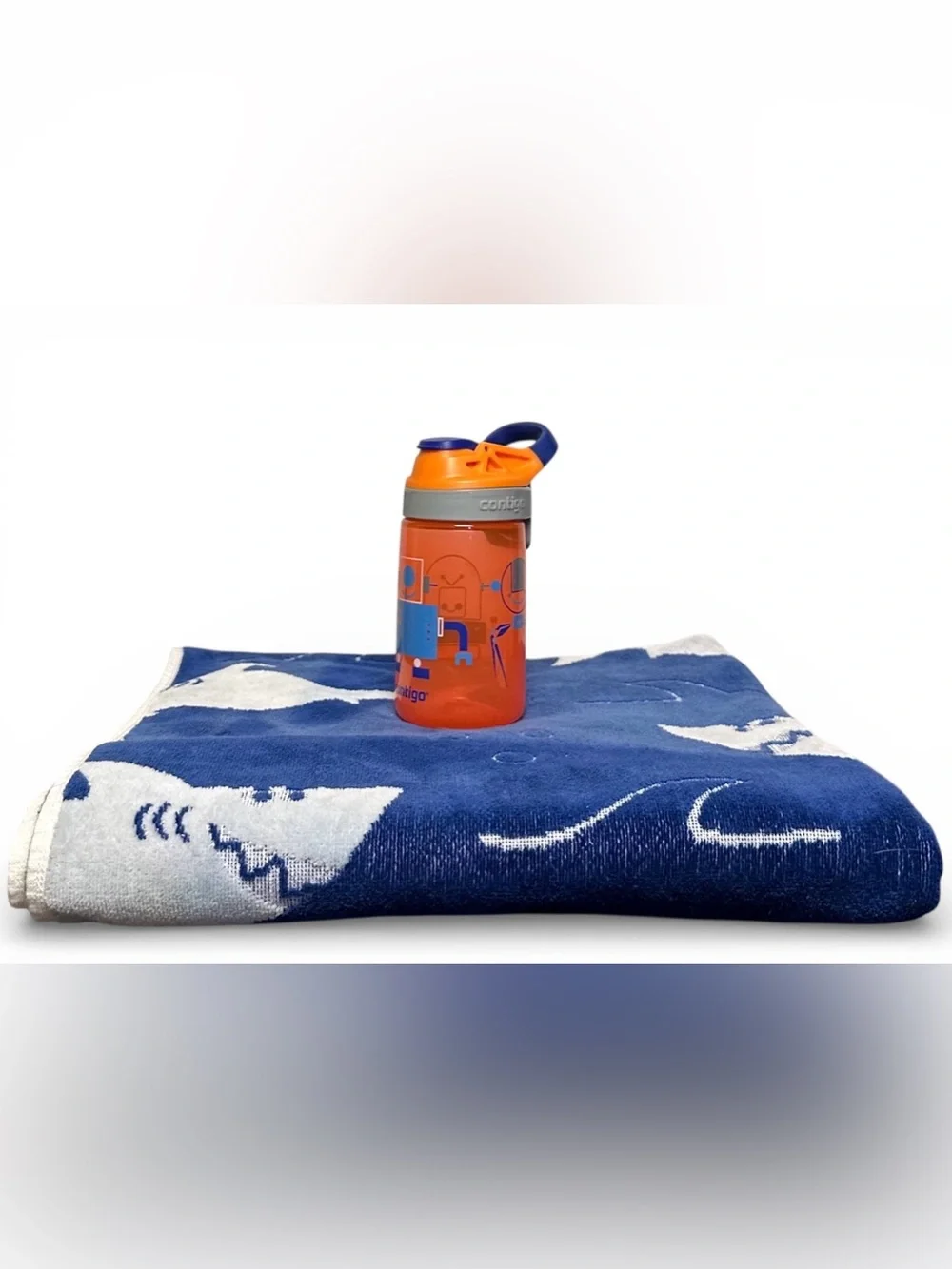 ⛱️ BUNDLE of 3 Kids Pool Towels + 3 Water Bottles